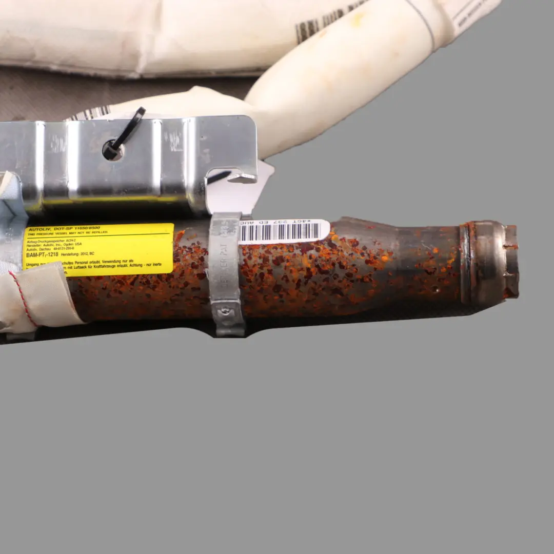 techo cabeza Módulo de aire lateral derecho para Mercedes W166 Cortina con número de pieza A1668600602 Mercedes W166 Cortina techo cabeza Módulo de aire lateral derecho - SKU A1668600602 - Número de pieza A1668600602