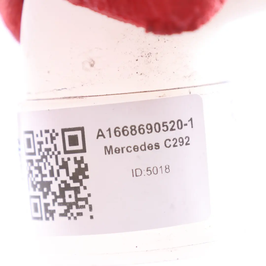 Collo riempimento Mercedes ML W166 GLE C292 Tubo liquido lavavetro per con numero di parte A1668690520 Collo riempimento Mercedes ML W166 GLE C292 Tubo liquido lavavetro - SKU A1668690520-1 - Numero di parte A1668690520