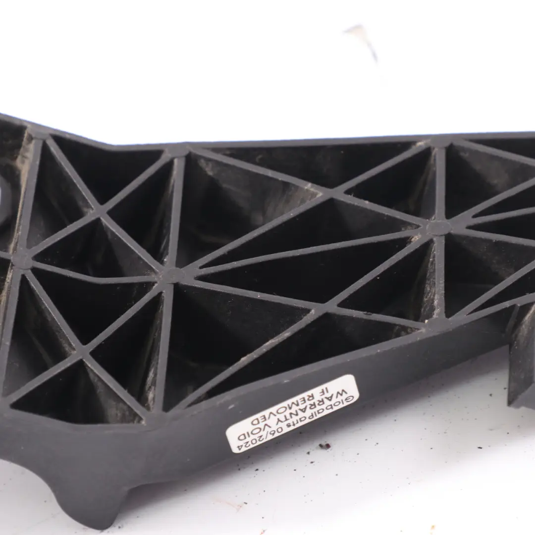 Mercedes C292 parachoques trasero derecho soporte de montaje - SKU A1668804600 - Número de pieza A1668804600