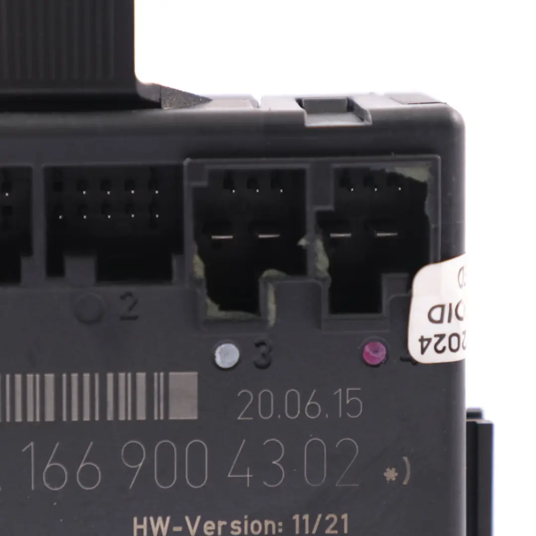 Front Door Module Control Unit Module Right O/S to Mercedes W176 W246 with Part number A1669004302 Mercedes W176 W246 Front Door Module Control Unit Module Right O/S - SKU A1669004302 - Part number A1669004302