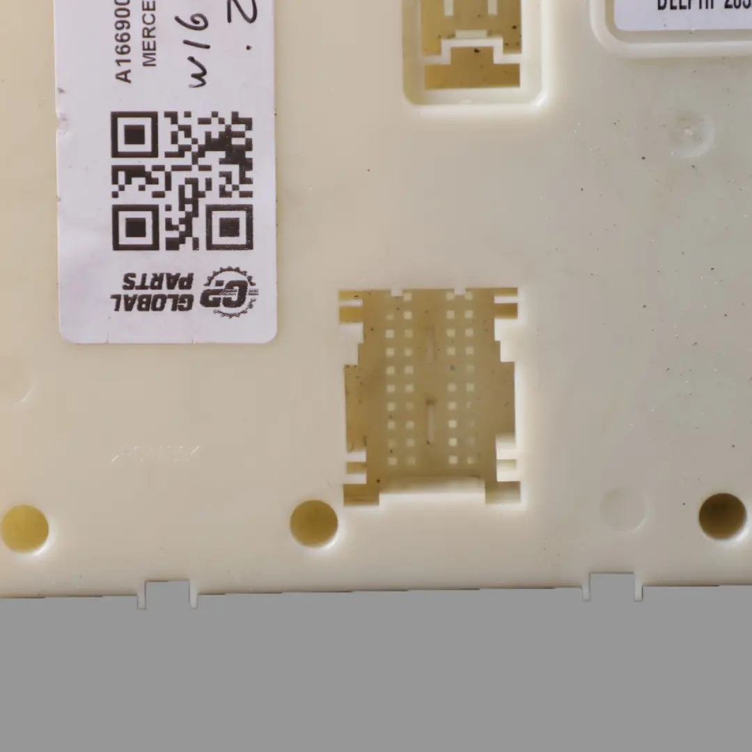 Fuse Box Front Relay Control Unit Base Module to Mercedes W166 with Part number A1669008703 Mercedes W166 Fuse Box Front Relay Control Unit Base Module - SKU A1669008703 - Part number A1669008703