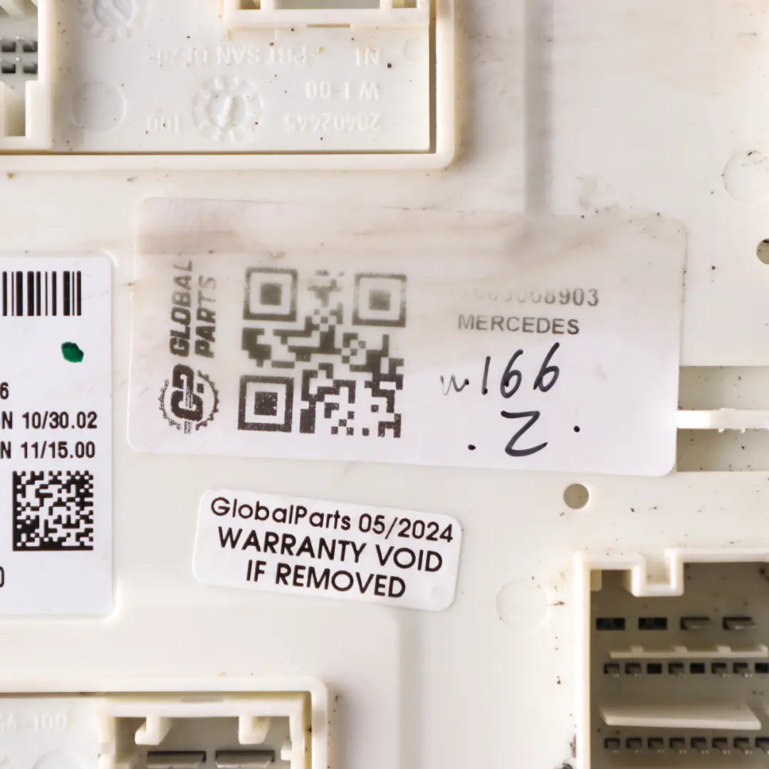 Fuse Box Front SAM Control Module Relay Box to Mercedes W166 with Part number A1669008903 Mercedes W166 Fuse Box Front SAM Control Module Relay Box - SKU A1669008903 - Part number A1669008903