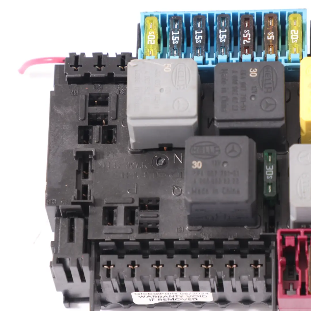  Fuse Box Mercedes GLE W166 C292 W463 Relay Control Unit Module - SKU A1669068201 - Part number A1669068201