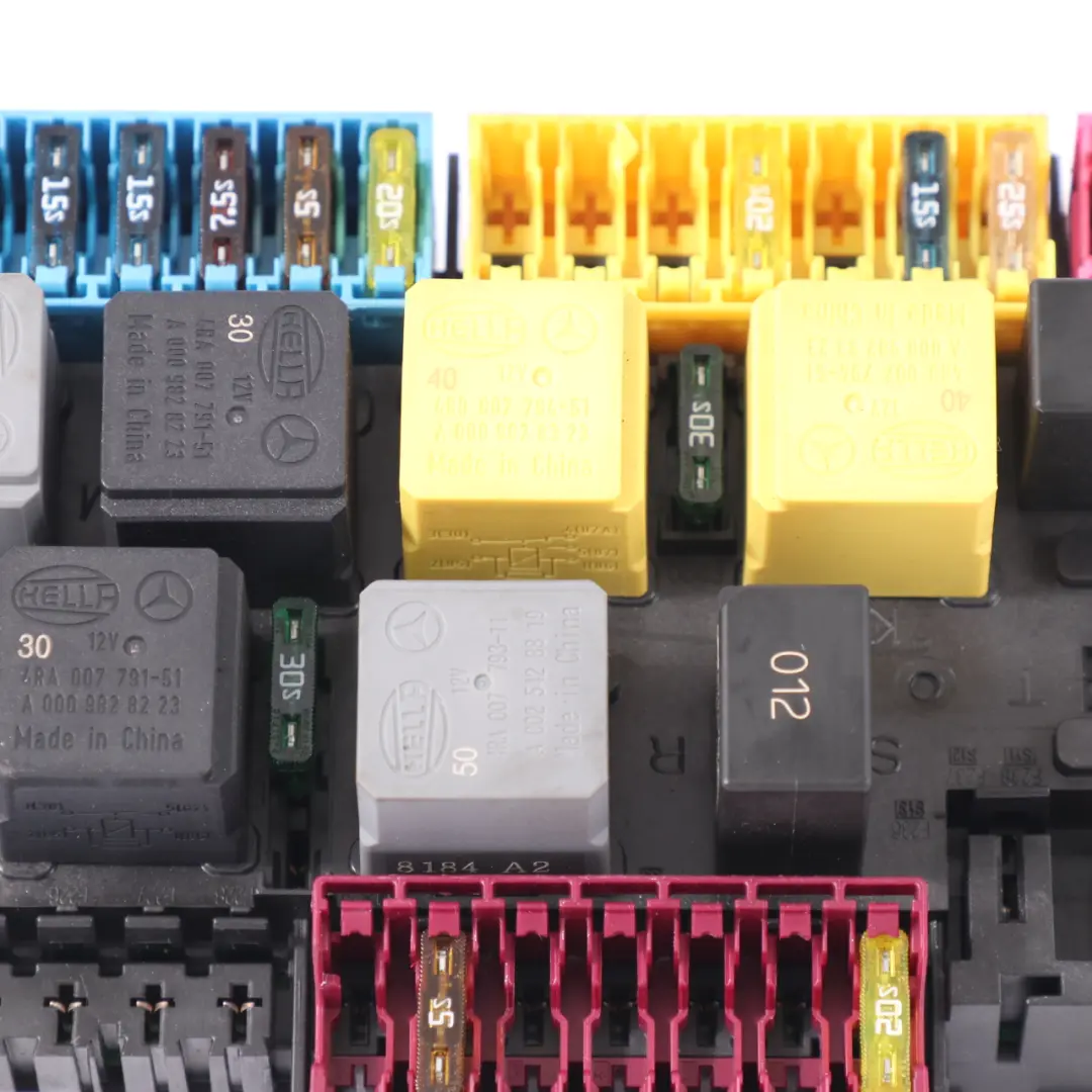  Scatola fusibili Mercedes GLE W166 C292 W463 Modulo controllo relè - SKU A1669068201 - Numero di parte A1669068201