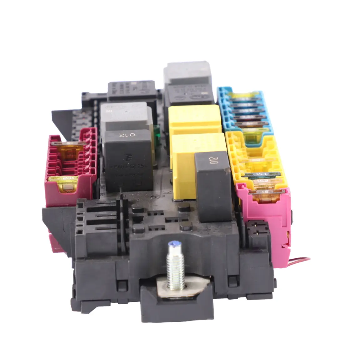 Fuse Box Mercedes GLE W166 C292 W463 Relay Control Unit Module to with Part number A1669068201 Fuse Box Mercedes GLE W166 C292 W463 Relay Control Unit Module - SKU A1669068201 - Part number A1669068201