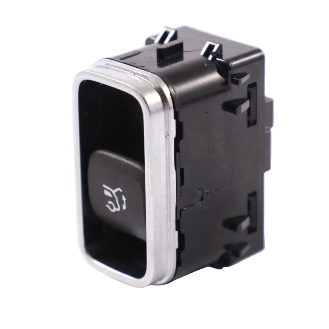 Interruttore apertura coperchio baule porta anteriore per Mercedes EQA H243 con numero di parte A1678205702 Mercedes EQA H243 Interruttore apertura coperchio baule porta anteriore - SKU A1678205702 - Numero di parte A1678205702