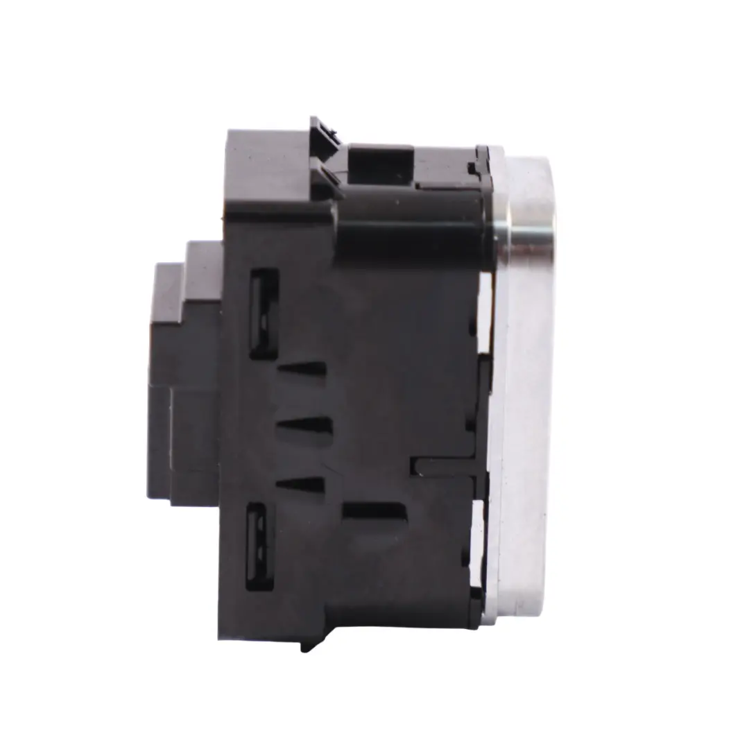 Interruttore apertura coperchio baule porta anteriore per Mercedes EQA H243 con numero di parte A1678205702 Mercedes EQA H243 Interruttore apertura coperchio baule porta anteriore - SKU A1678205702 - Numero di parte A1678205702