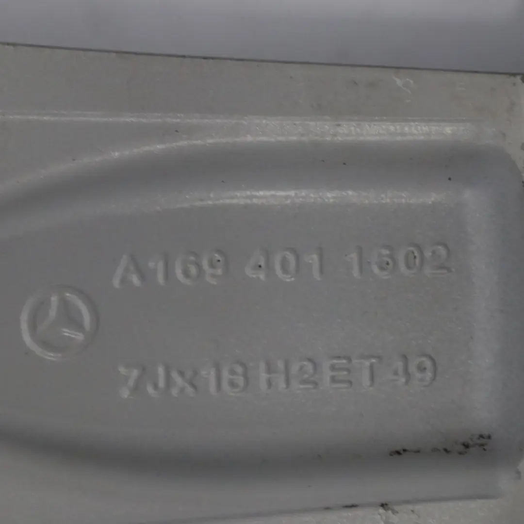  Llanta de aleación plateada Mercedes W245 AMG 18" ET:49 7J - SKU A1694011602-2 - Número de pieza A1694011602