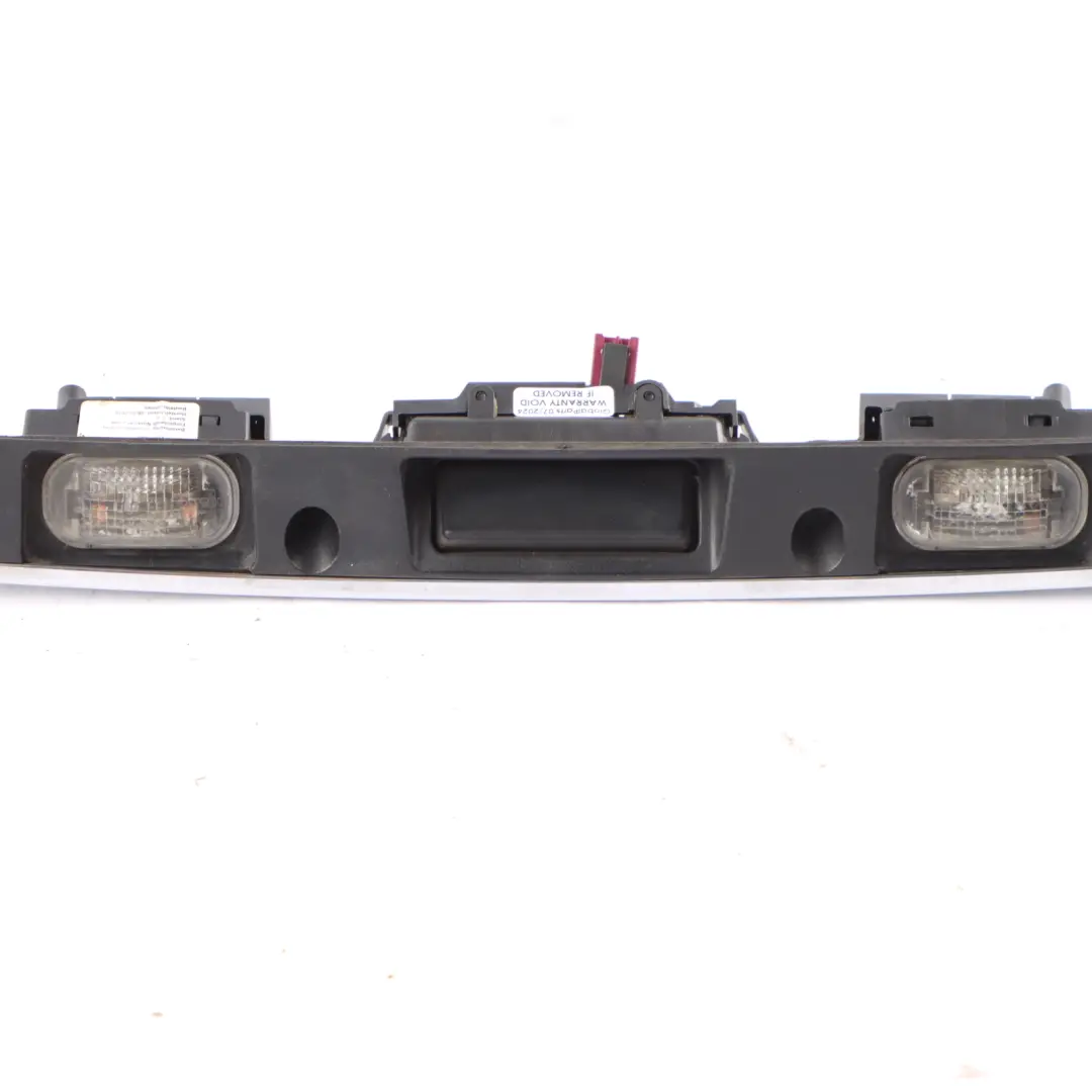 Mercedes W245 Poignée Chromée Couvercle de Coffre Couvercle - SKU A1697402093-2 - Numéro de pièce A1697402093