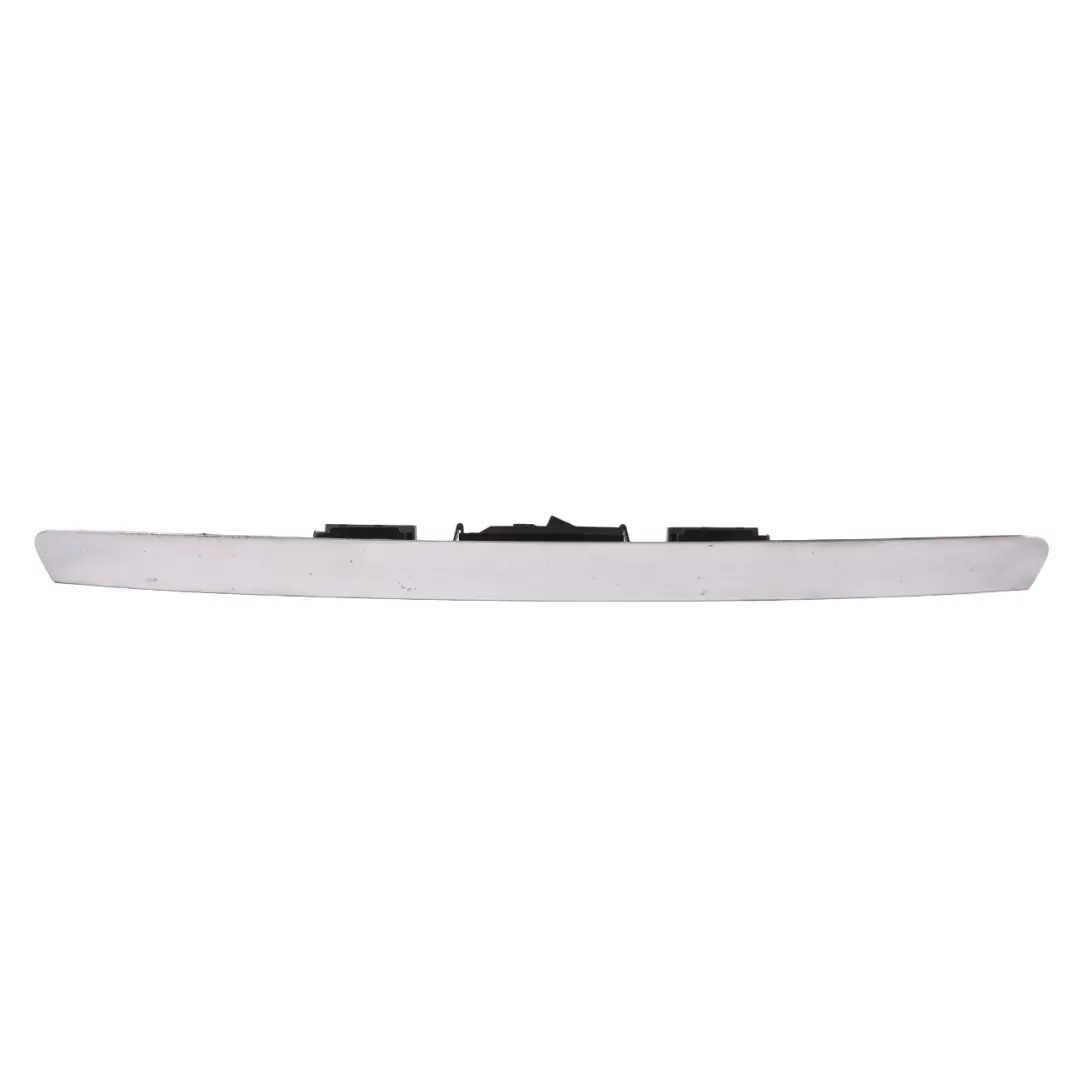Mercedes W245 Tirador Cromo Tapa Maletero - SKU A1697402093-3 - Número de pieza A1697402093