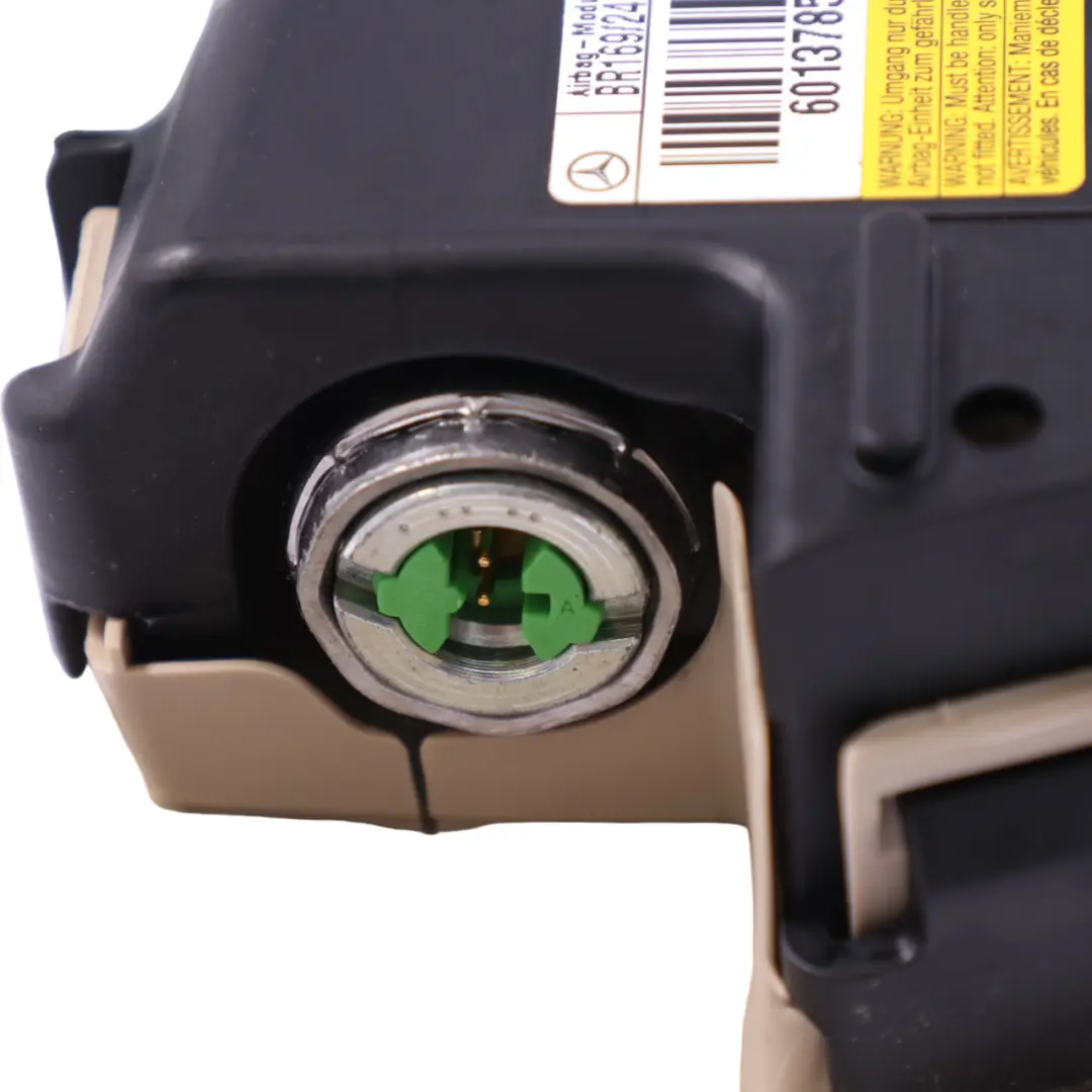 Airbag Poduszka Fotela Lewy Przód Beżowa do Mercedes W169 W245 o numerze A1698600505 Mercedes W169 W245 Airbag Poduszka Fotela Lewy Przód Beżowa - SKU A1698600505-2 - Numer Części A1698600505