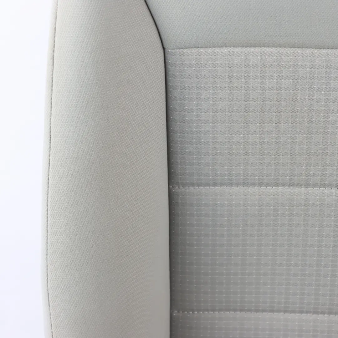 Asiento delantero derecho Interior Tela Tela Gris para Mercedes W245 con número de pieza A1699101247 Mercedes W245 Asiento delantero derecho Interior Tela Tela Gris - SKU A1699101247-2 - Número de pieza A1699101247