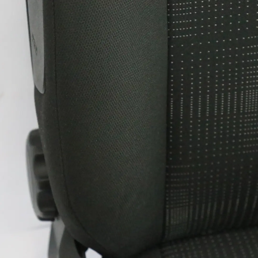 Tessuto Panno Sedile anteriore destro Nero Interno Antracite per Mercedes W169 con numero di parte A1699106447 Mercedes W169 Tessuto Panno Sedile anteriore destro Nero Interno Antracite - SKU A1699106447-1 - Numero di parte A1699106447