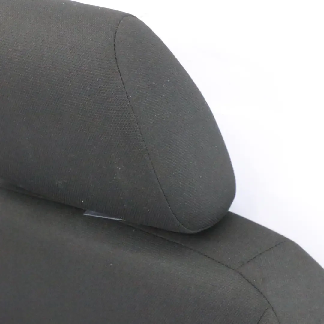 Tissu Siège avant droit en tissu noir anthracite intérieur pour Mercedes W169 à propos du numéro de pièce A1699106447 Mercedes W169 Tissu Siège avant droit en tissu noir anthracite intérieur - SKU A1699106447-1 - Numéro de pièce A1699106447