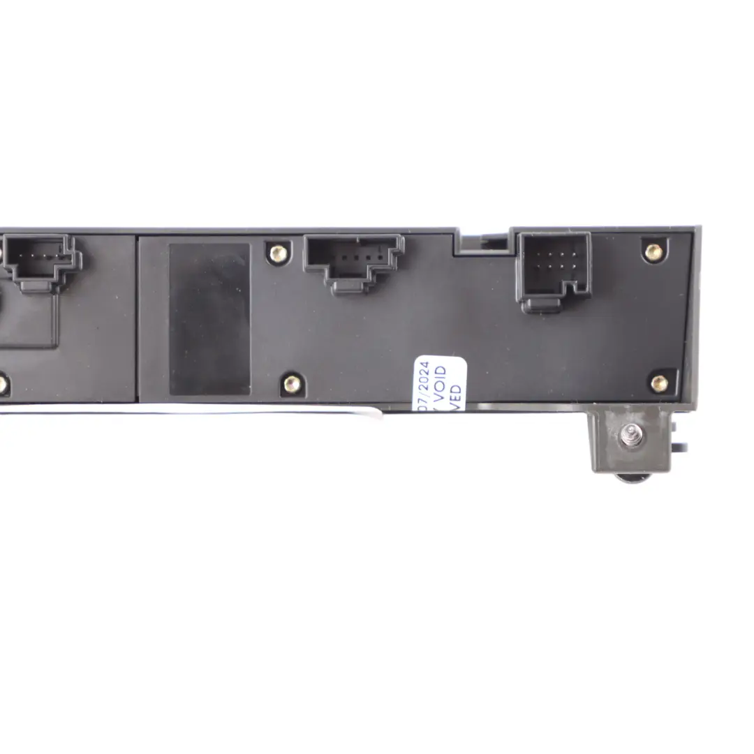 Panel Przełączników Przycisków Konsoli do Mercedes R171 o numerze A1718208010 Mercedes R171 Panel Przełączników Przycisków Konsoli - SKU A1718208010 - Numer Części A1718208010