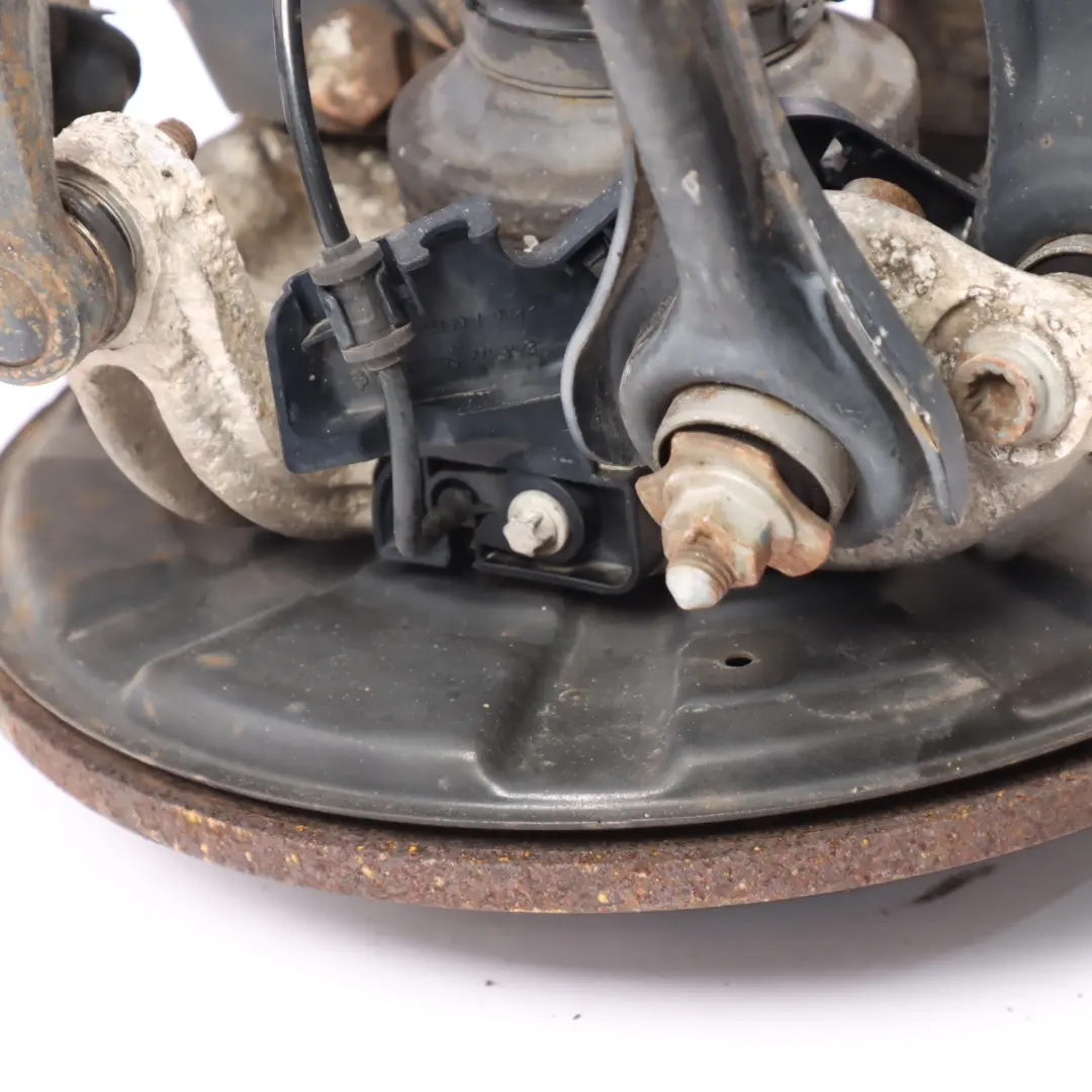 Portaruota Assale posteriore sinistro sospensione per Mercedes SLK R172 con numero di parte A1723501908 Mercedes SLK R172 Portaruota Assale posteriore sinistro sospensione - SKU A1723501908-1 - Numero di parte A1723501908