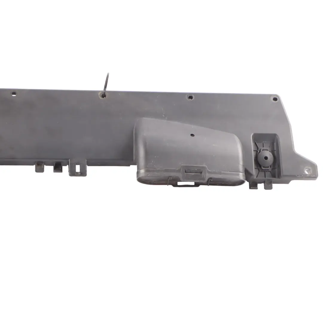 Panneau avant de guidage d'air pour Mercedes R172 à propos du numéro de pièce A1725000255 Mercedes R172 Panneau avant de guidage d'air - SKU A1725000255 - Numéro de pièce A1725000255