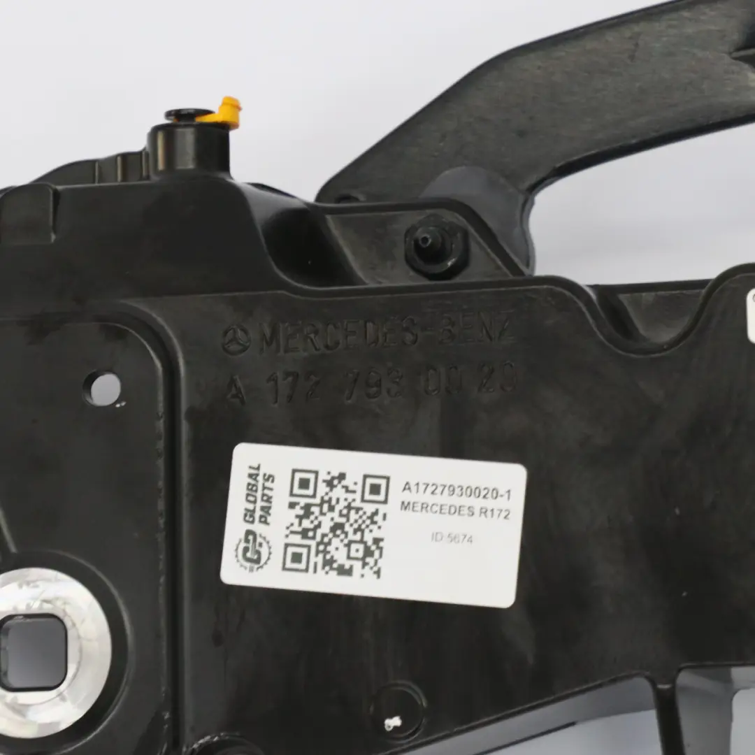 Folding Top Roof Frame Arm Hinge Lock Right O/S to Mercedes SLK R172 with Part number A1727930020 Mercedes SLK R172 Folding Top Roof Frame Arm Hinge Lock Right O/S - SKU A1727930020-1 - Part number A1727930020