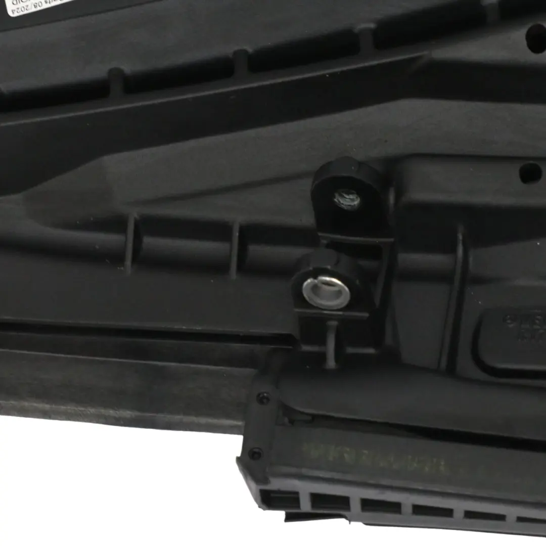 Moulure de Montant Arrière C Gauche Diamond White - 799 pour Mercedes SLK R172 à propos du numéro de pièce A1727950119 Mercedes SLK R172 Moulure de Montant Arrière C Gauche Diamond White - 799 - SKU A1727950119-DWM - Numéro de pièce A1727950119