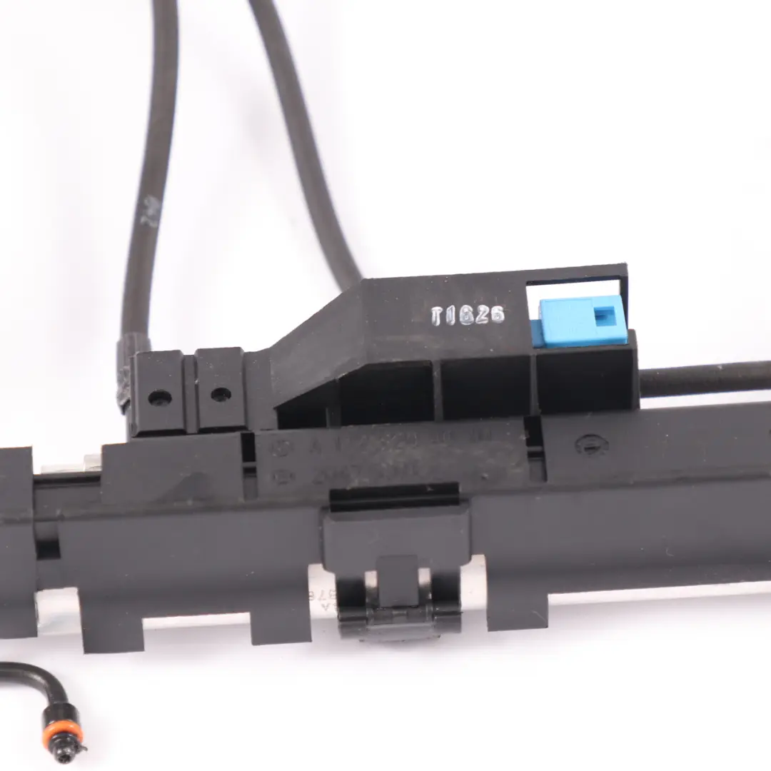 Folding Roof Hydraulic Cylinder Right O/S to Mercedes R172 Convertible with Part number A1728204010 Mercedes R172 Convertible Folding Roof Hydraulic Cylinder Right O/S - SKU A1728204010 - Part number A1728204010