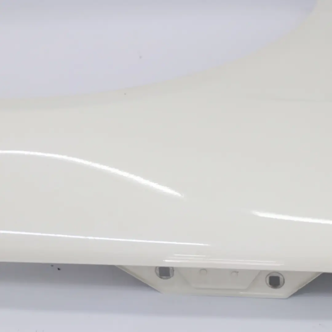 Wing Fender Panel Front Right O/S Side Trim Diamond White - 799 to Mercedes R172 with Part number A1728800207 Mercedes R172 Wing Fender Panel Front Right O/S Side Trim Diamond White - 799 - SKU A1728800207-DWM - Part number A1728800207