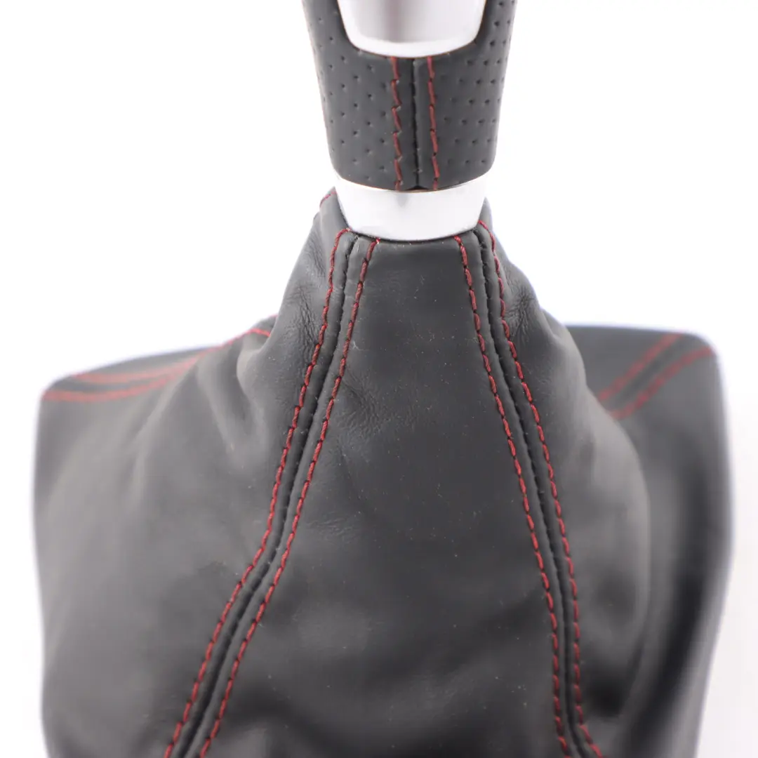  Pommeau vitesse Mercedes C117 Soufflet levier vitesse Cuir noir Accents rouges - SKU A1763641810 - Numéro de pièce A1763641810