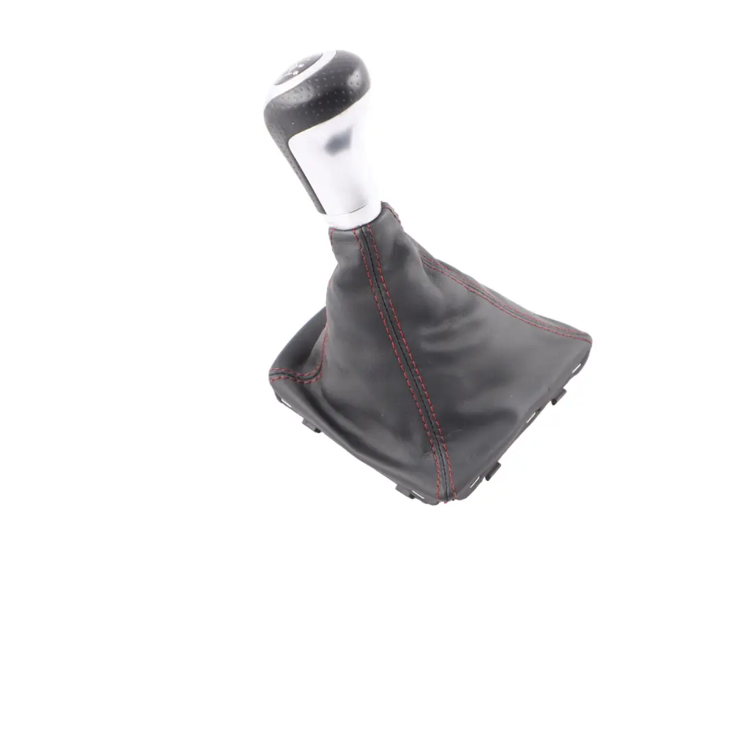 Pomo de la palanca de cambios Mercedes C117 Negro Rojo Acentos 6 Velocidades para con número de pieza A1763641810 Pomo de la palanca de cambios Mercedes C117 Negro Rojo Acentos 6 Velocidades - SKU A1763641810 - Número de pieza A1763641810