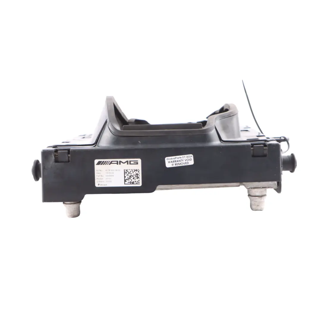 Mercedes W176 AMG Radiateur Refroidisseur Eau Auxiliaire - SKU A1765000900 - Numéro de pièce A1765000900