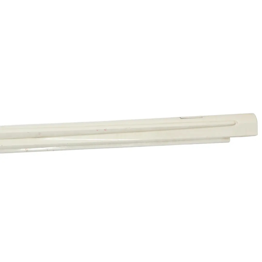 Mercedes W176 Próg Lewy AMG Nakładka Listwa Progowa W246 Calcite White 650 - SKU A1766980054-CW - Numer Części A1766980054