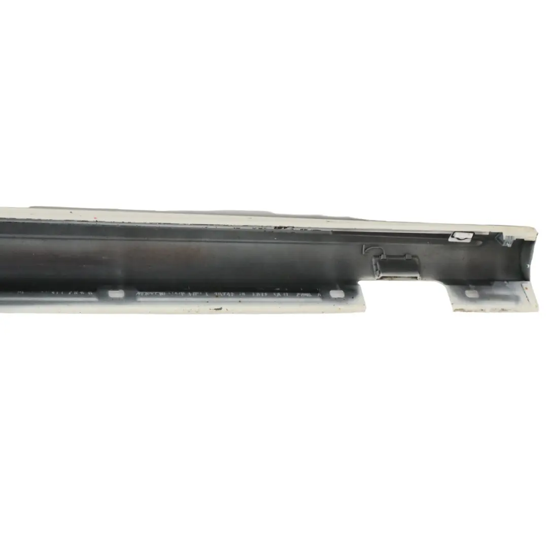 Mercedes W176 Próg Lewy AMG Nakładka Listwa Progowa W246 Calcite White 650 - SKU A1766980054-CW - Numer Części A1766980054
