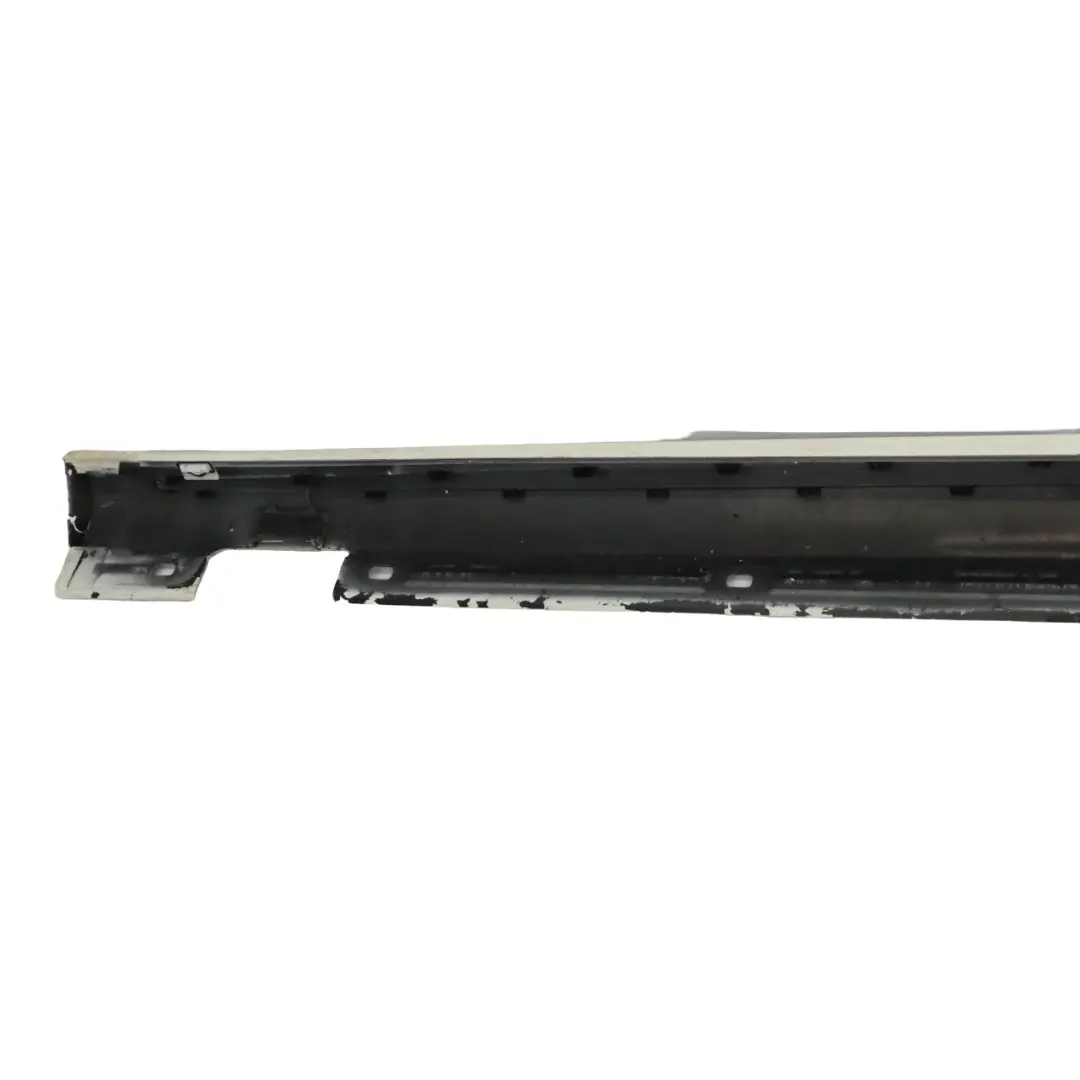 Mercedes W176 Gonna laterale AMG destra davanzale porta Bianco Calcite - 650 - SKU A1766980154-CW2 - Numero di parte A1766980154