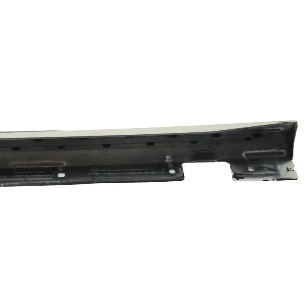 Mercedes W176 Gonna laterale AMG destra davanzale porta Bianco Calcite - 650 - SKU A1766980154-CW2 - Numero di parte A1766980154