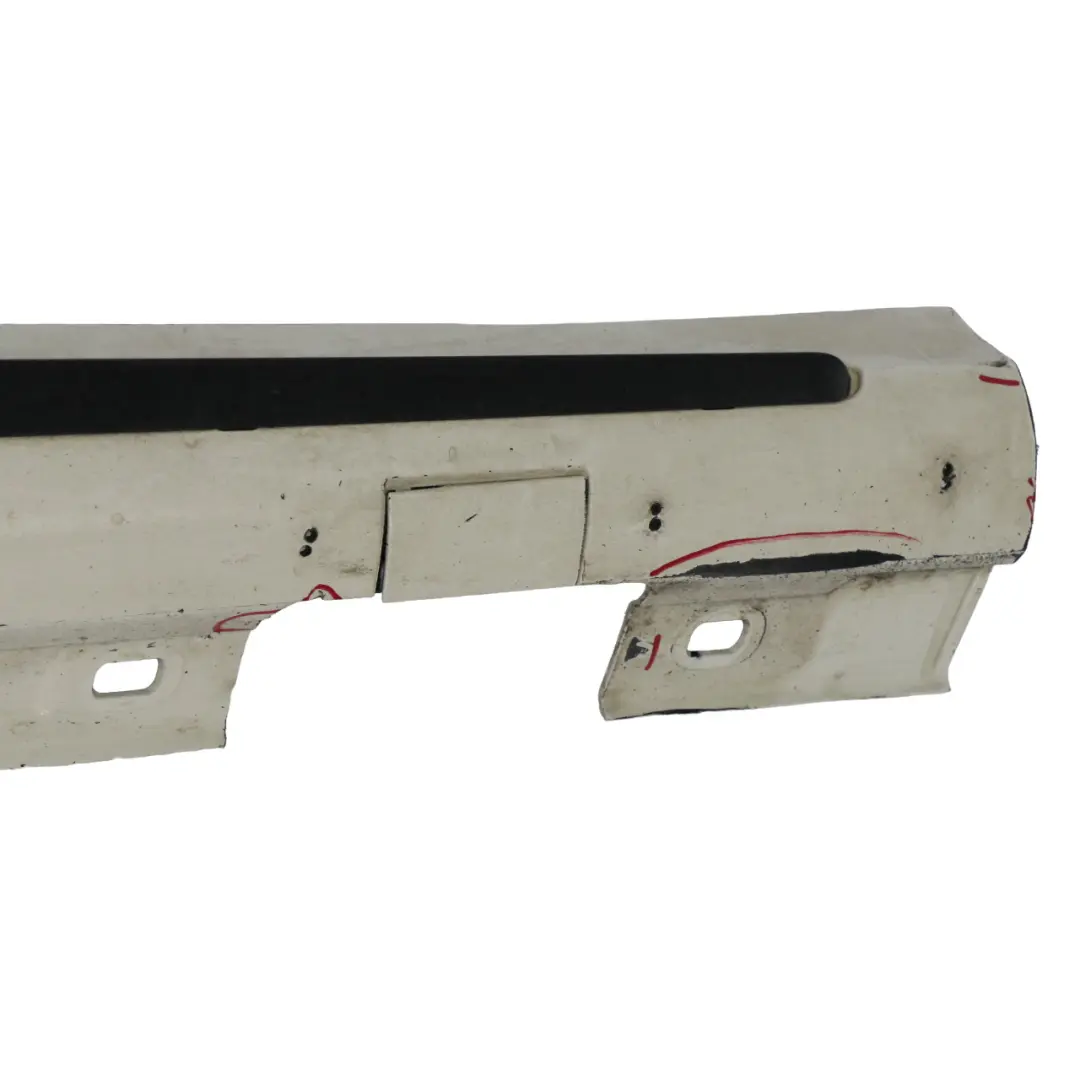 Mercedes W176 Gonna laterale AMG destra davanzale porta Bianco Calcite - 650 - SKU A1766980154-CW2 - Numero di parte A1766980154