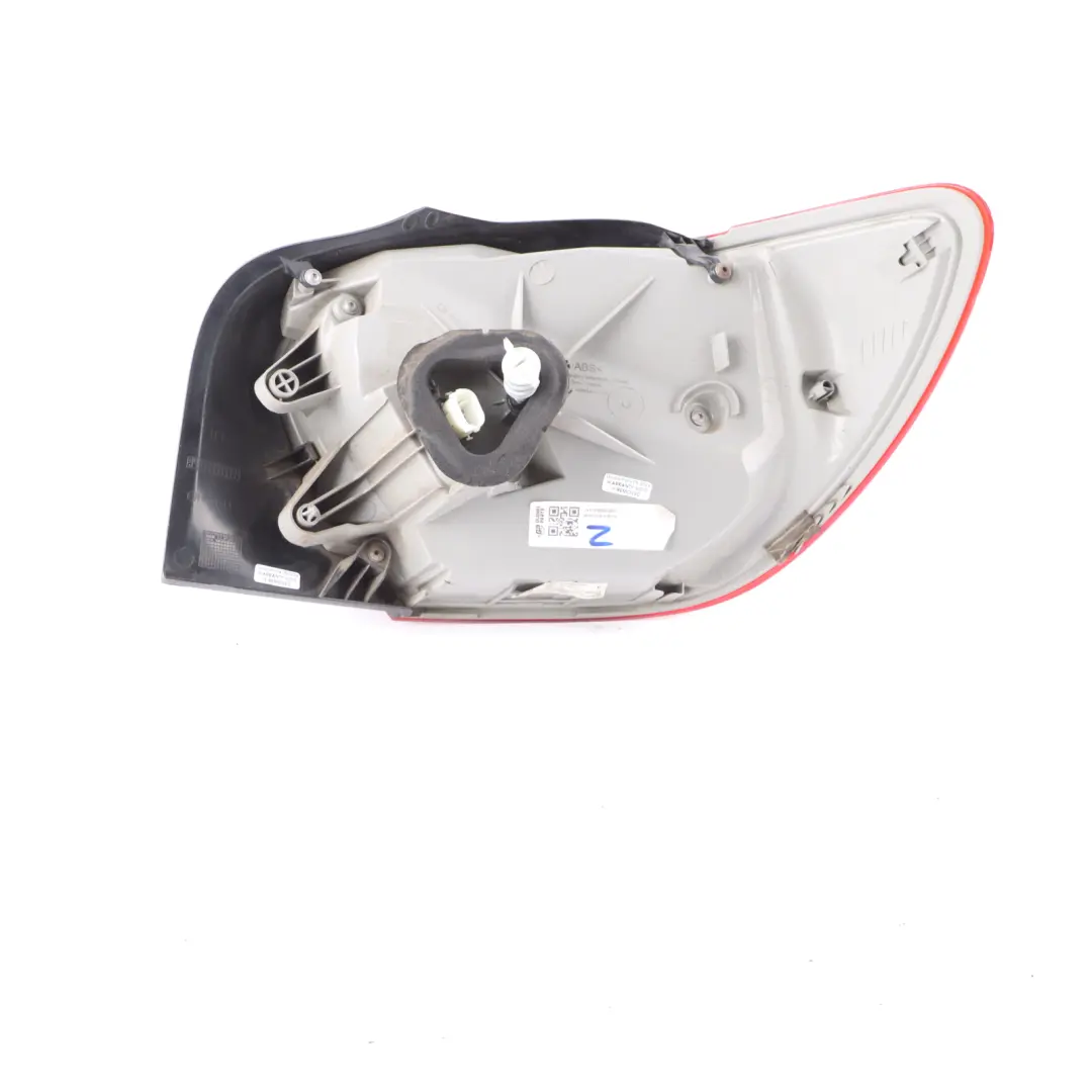 Mercedes W176 Lampa Tylna Lewa Światło Panelu Bocznego - SKU A1769060300 - Numer Części A1769060300