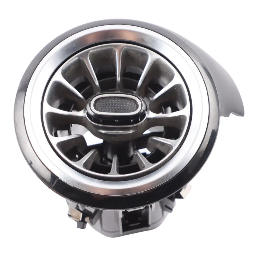 Kratka Nawiewu Deski Rozdzielczej Prawa Boczna do Mercedes W177 o numerze A1778306902 Mercedes W177 Kratka Nawiewu Deski Rozdzielczej Prawa Boczna - SKU A1778306902 - Numer Części A1778306902