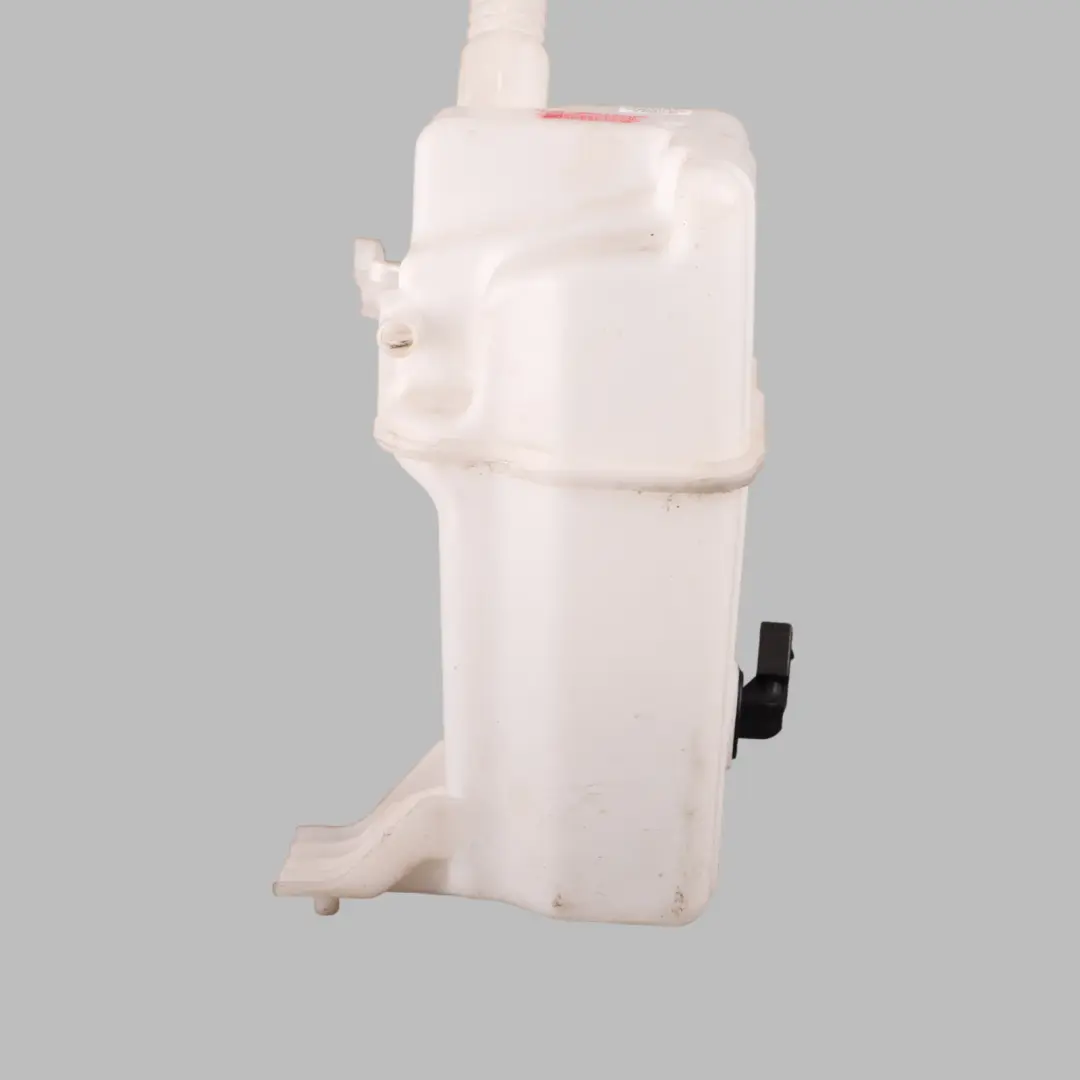 Mercedes W177 lave glace bouteille tuyau bouchon réservoir d'eau - SKU A1778605900 - Numéro de pièce A1778605900