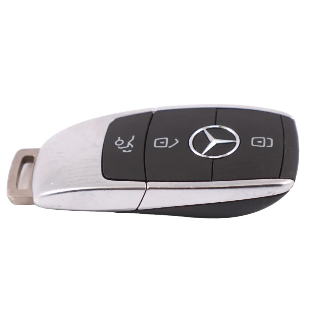 Fern Bedienungs Schlüssel Radio Alarm Fob Taste für Mercedes W177 mit Teilenummer A1779055504 Mercedes W177 Fern Bedienungs Schlüssel Radio Alarm Fob Taste - SKU A1779055504 - Teilenummer A1779055504