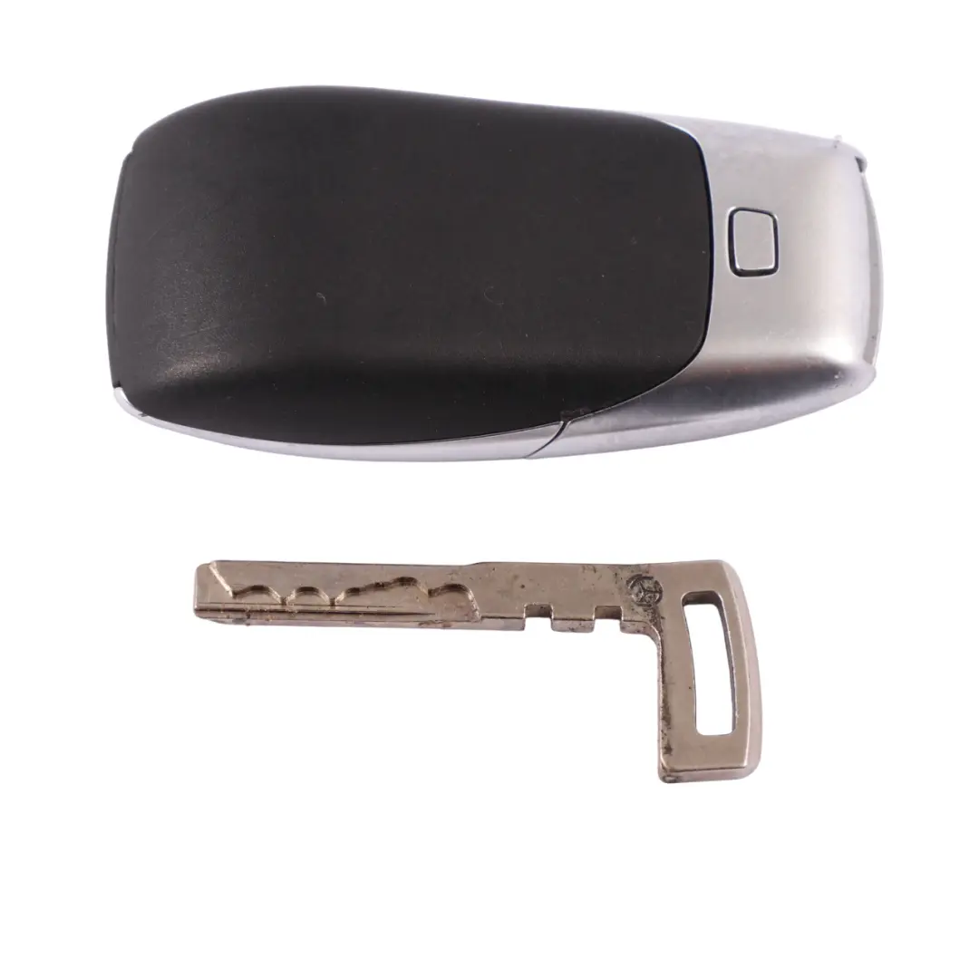 Clé à distance Radio Alarme Bouton Fob pour Mercedes C118 à propos du numéro de pièce A1779056706 Mercedes C118 Clé à distance Radio Alarme Bouton Fob - SKU A1779056706 - Numéro de pièce A1779056706