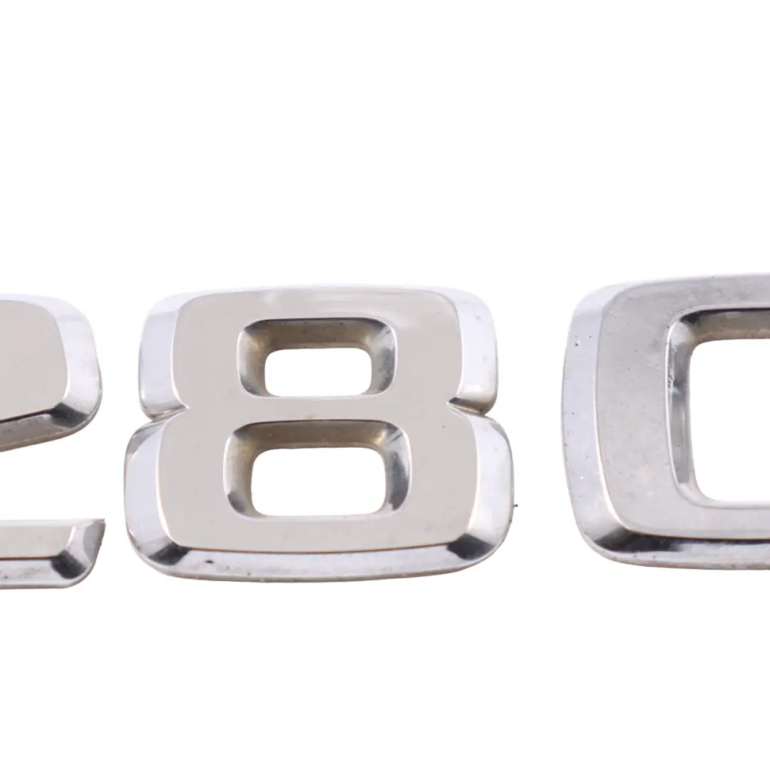 Emblem Schriftzug Kofferraumdeckel für Mercedes W164 ML 280 CDI mit Teilenummer A2028172715 Mercedes W164 ML 280 CDI Emblem Schriftzug Kofferraumdeckel - SKU A1648170215 - Teilenummer A2028172715