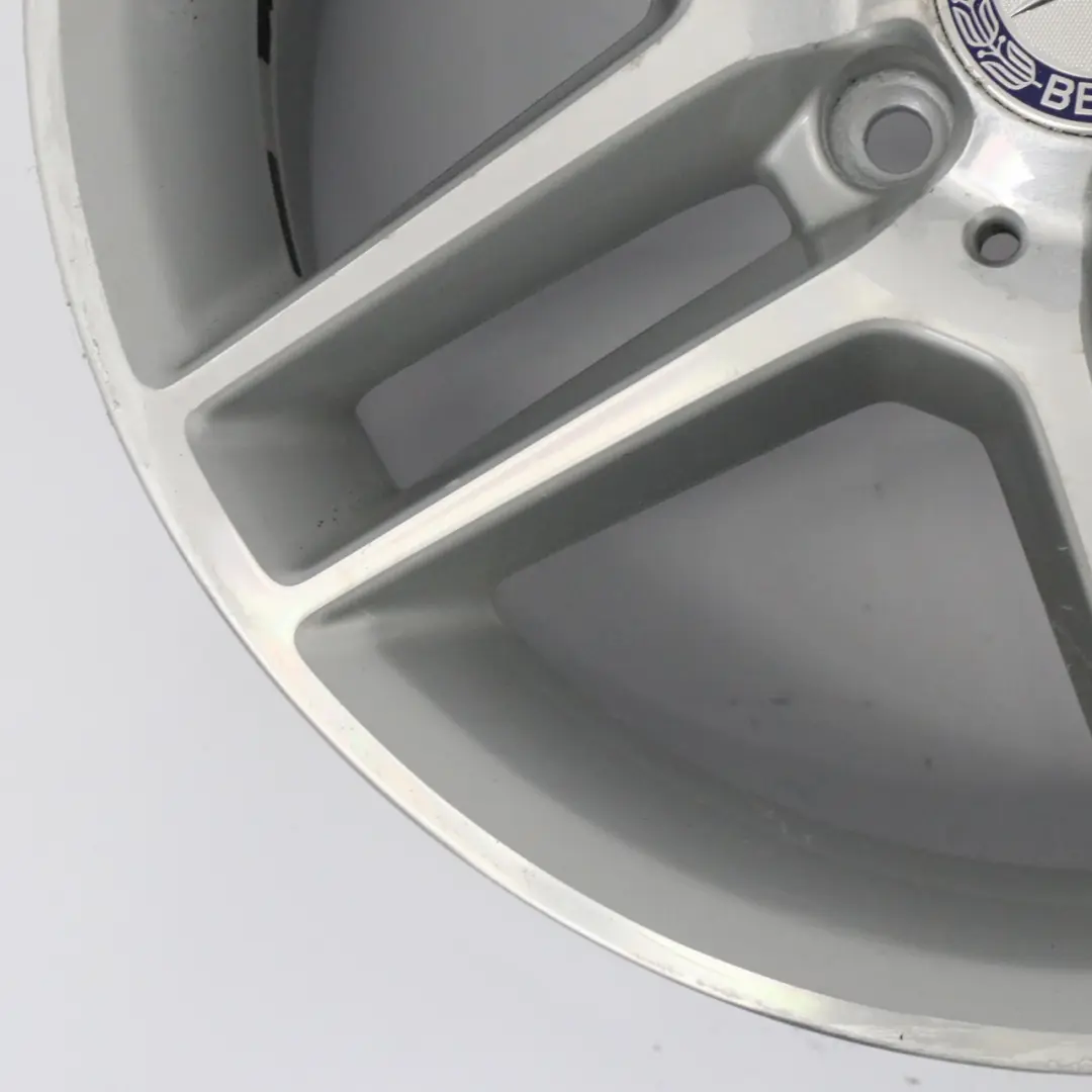 Cerchio lega 5 doppie razze 17" 7,5J ET:47 per Mercedes W204 AMG con numero di parte A2044012300 Mercedes W204 AMG Cerchio lega 5 doppie razze 17" 7,5J ET:47 - SKU A2044012300-2 - Numero di parte A2044012300