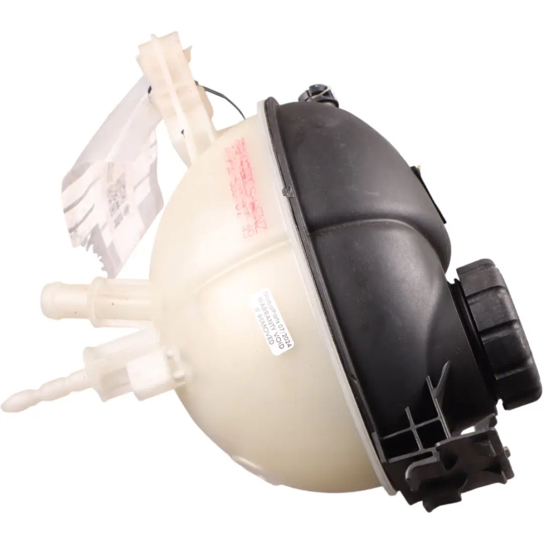 Réservoir d'expansion du liquide de refroidissement pour Mercedes W204 à propos du numéro de pièce A2045000749 Mercedes W204 Réservoir d'expansion du liquide de refroidissement - SKU A2045000749 - Numéro de pièce A2045000749