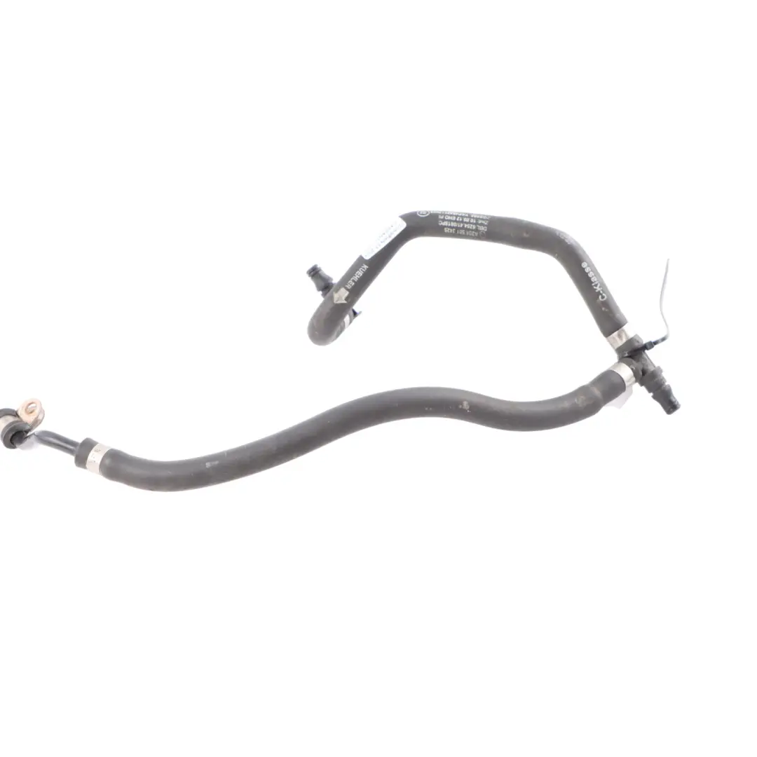 Mercedes W204 Radiator Coolant Hose Cooling Pipe Bleed Line Diesel - SKU A2045013425 - Numéro de pièce A2045013425
