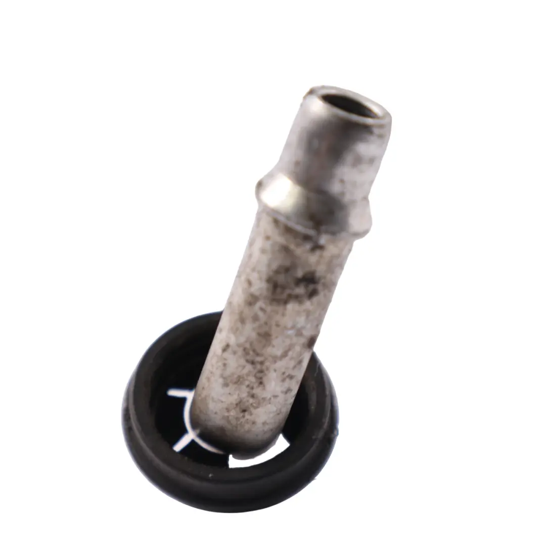 Tuyau de refroidissement d'huile Boîte de vitesses automatique pour Mercedes W204 à propos du numéro de pièce A2045281024 Mercedes W204 Tuyau de refroidissement d'huile Boîte de vitesses automatique - SKU A2045281024 - Numéro de pièce A2045281024