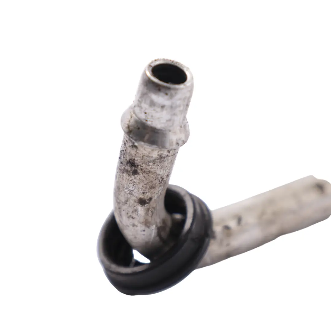 Mercedes W204 Tubo del radiatore dell'olio Trasmissione automatica - SKU A2045281024 - Numero di parte A2045281024