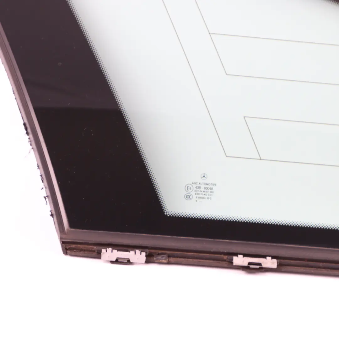 Vetro Finestrino Posteriore Sinistro AS2 per Mercedes S204 Estate con numero di parte A2046730310 Mercedes S204 Estate Vetro Finestrino Posteriore Sinistro AS2 - SKU A2046730310-1 - Numero di parte A2046730310