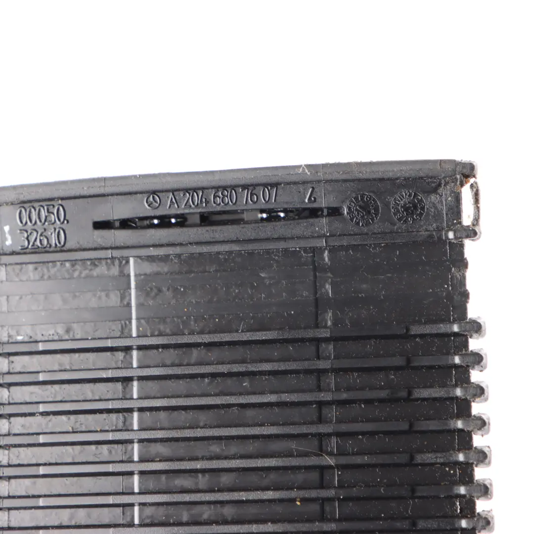 Mittelkonsole Roller Ablagefach Abdeckung Trim schwarz für Mercedes W204 mit Teilenummer A2046807607 Mercedes W204 Mittelkonsole Roller Ablagefach Abdeckung Trim schwarz - SKU A2046807607 - Teilenummer A2046807607