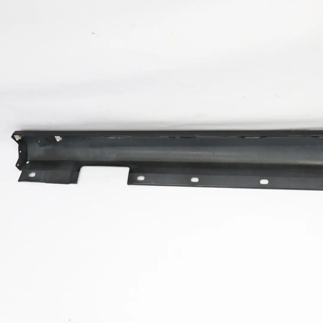 Mercedes W204 Gonna laterale copertura soglia porta destra Obsidian Black - 197 - SKU A2046980454-OB2 - Numero di parte A2046980454