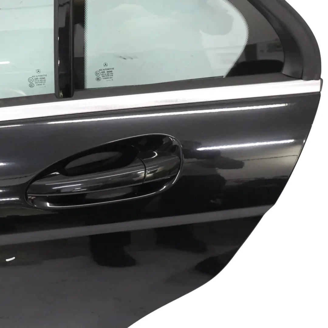 Mercedes W204 Tür Hinten Links Obsidian Schwarz Metallic - 197 - SKU A2047302100-OB2 - Teilenummer A2047302100