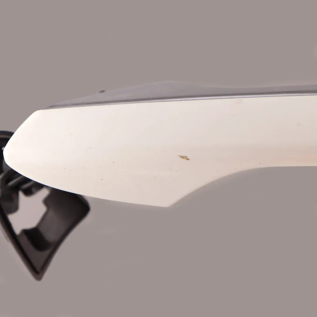 Mercedes W176 W204 Manija Puerta Delantera Trasera Izquierda Blanco Calcita 650 - SKU A2047601370-CW - Número de pieza A2047601370