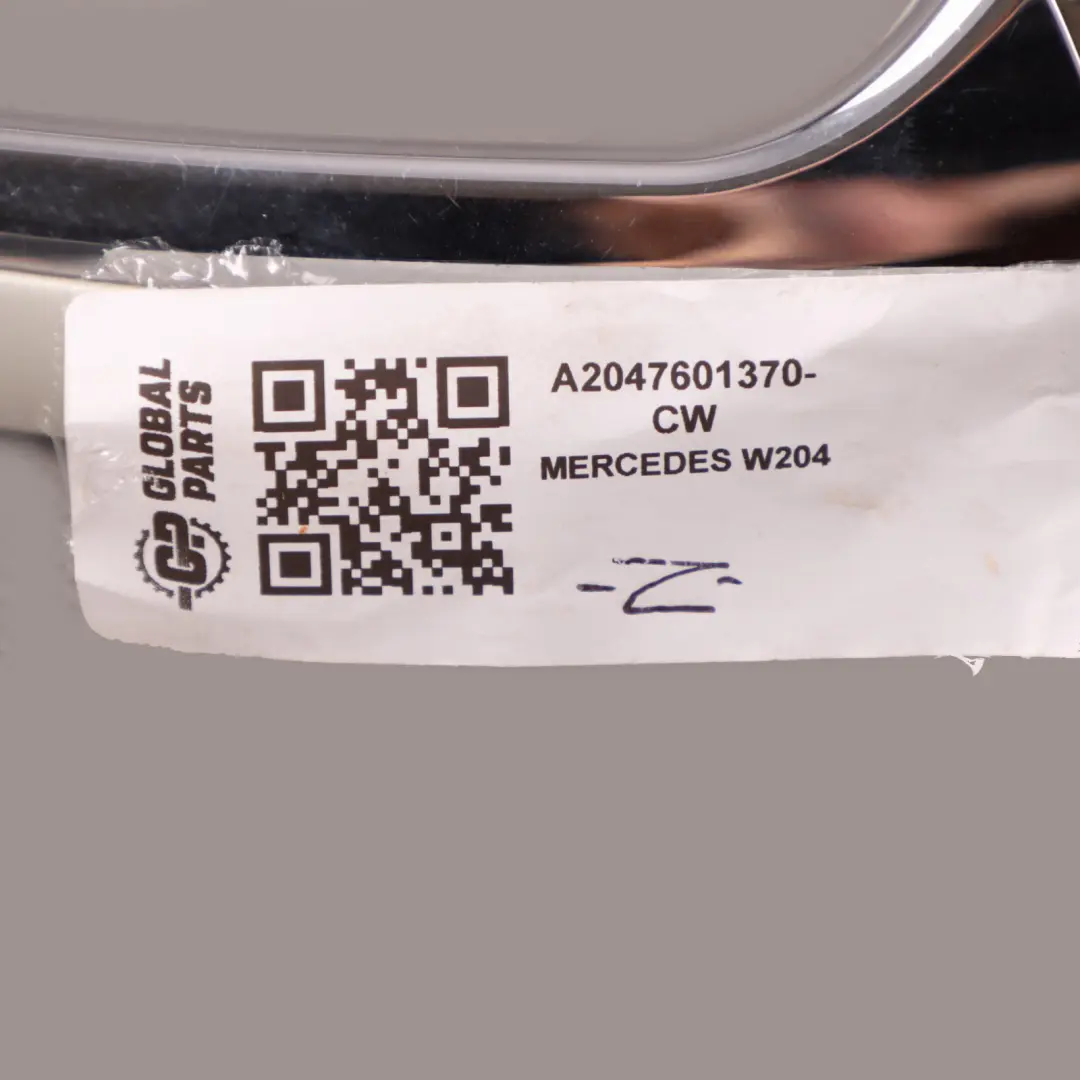 Door Handle Mercedes W176 W204 Front Rear Left N/S Calcite White - 650 to with Part number A2047601370 Door Handle Mercedes W176 W204 Front Rear Left N/S Calcite White - 650 - SKU A2047601370-CW - Part number A2047601370